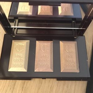 Charlotte Tilbury bar of gold highlighting palette